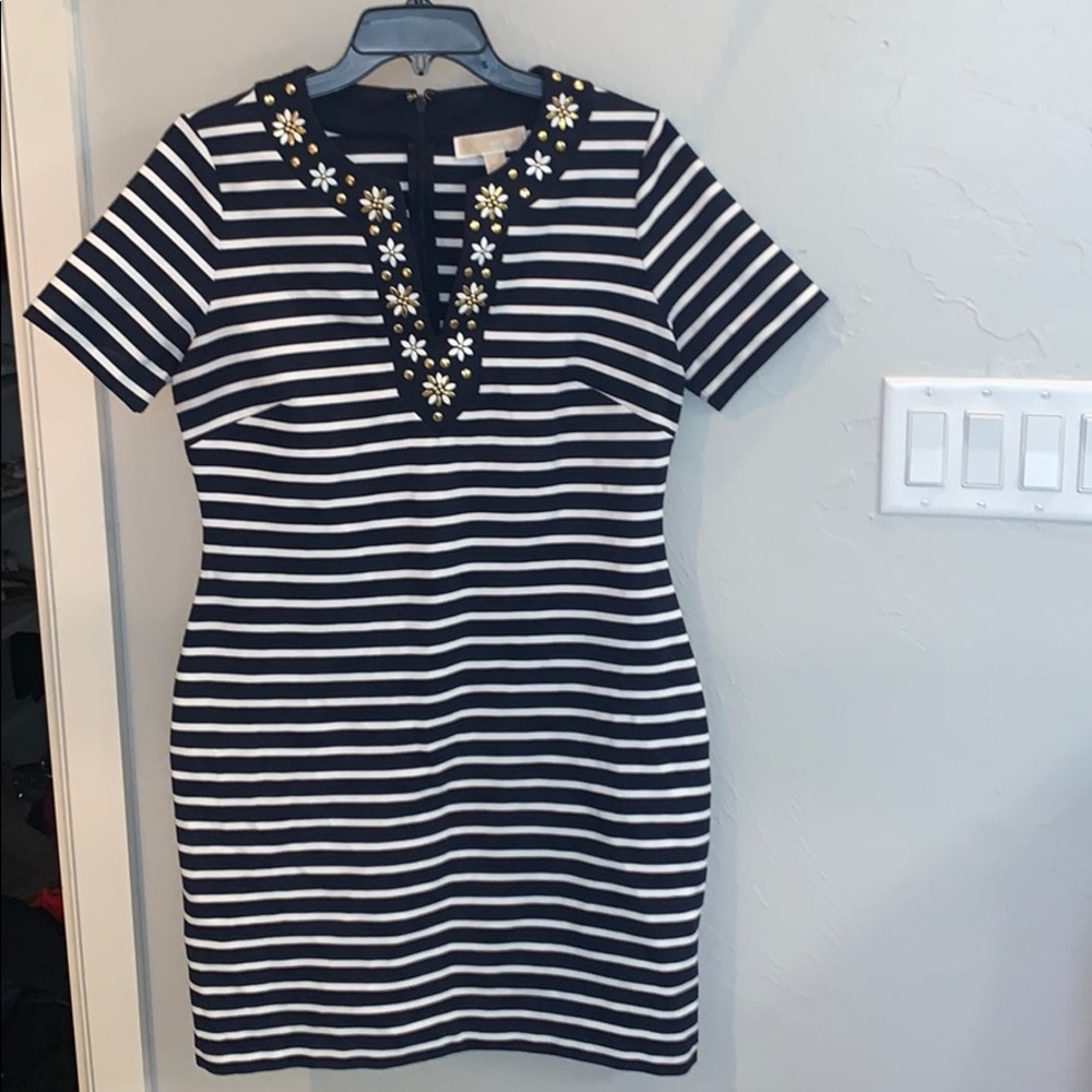 Woman’s Short Sleeve Dress